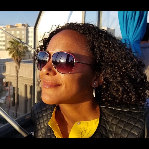 Meet your Posher, Antoinette! - Picture 12 of 12